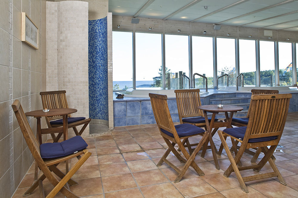 Hotell Havsbaden Grisslehamn Exterior foto